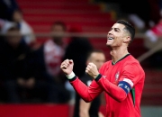 爱游戏下载-葡萄牙中场大将一人独揽多球火力全开