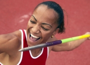 爱游戏官方-双城记，从意甲焦点战到鹈鹕雷霆关键突围