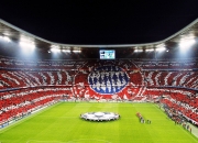 爱游戏官方-赛道上的逆袭，雷诺车队险胜红牛二队，周冠宇状态火热点燃赛场