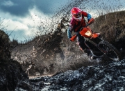 爱游戏官方入口-米切尔狂轰40+撕裂防线，鹈鹕决胜局逆袭骑士晋级