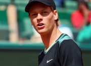 爱游戏APP-年终总决赛轻取蒙特卡洛大师赛，辛纳惊艳四座