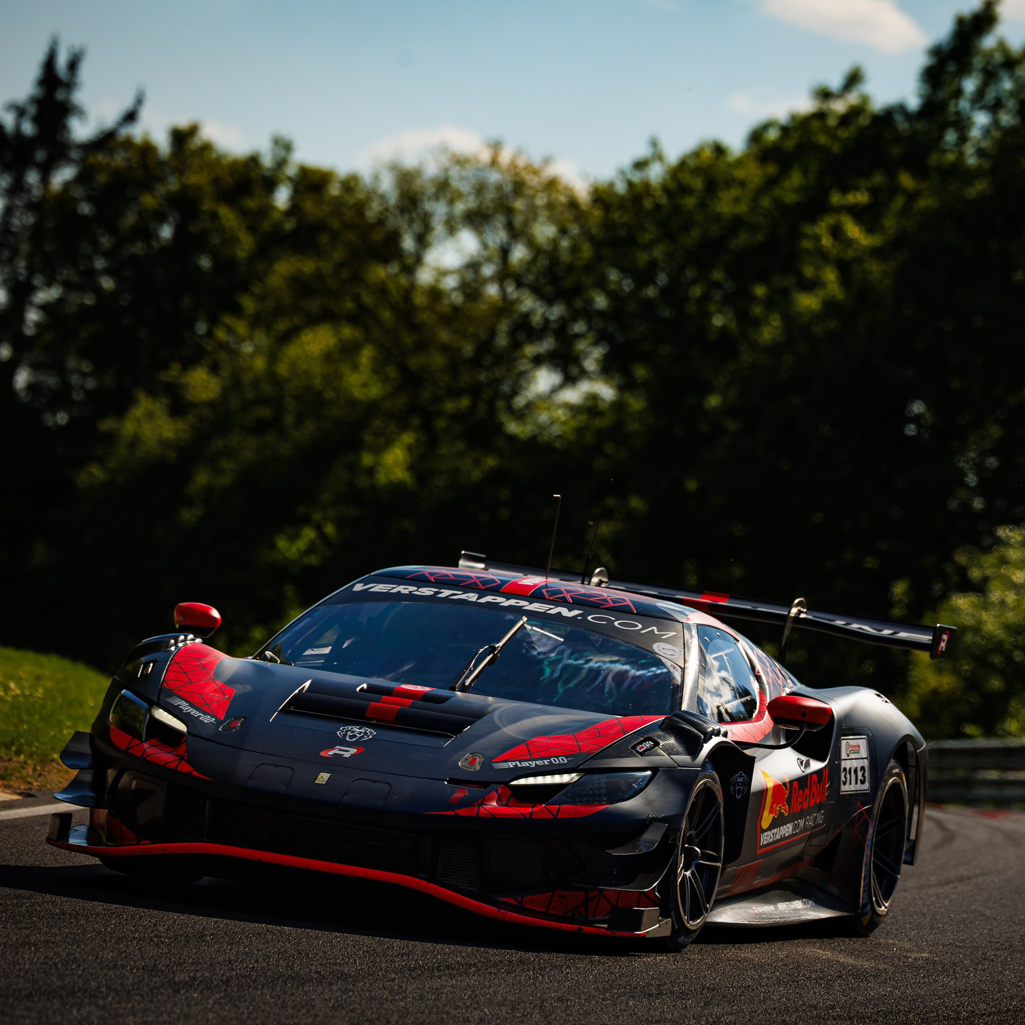 雷诺车队碾压法拉利，维斯塔潘惊艳四座