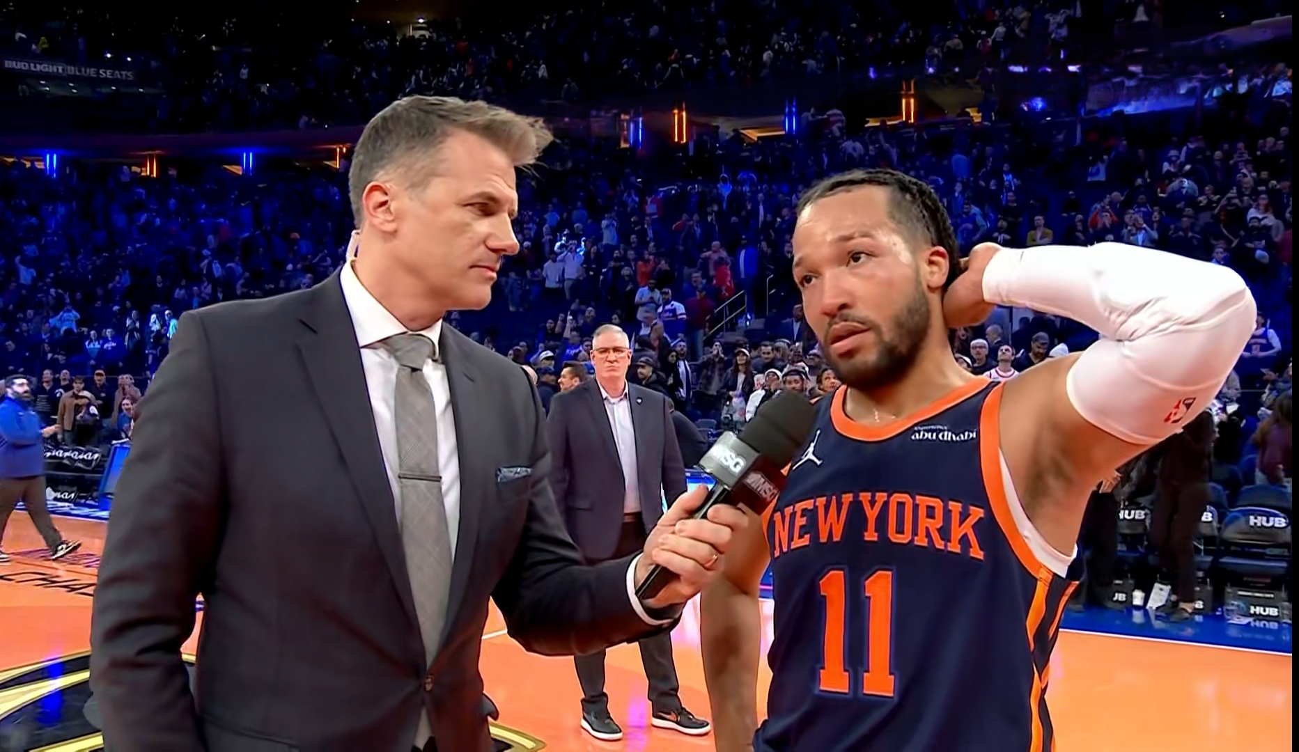 尼克斯碾压篮网，武切维奇关键制胜