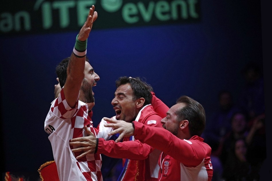 戴维斯杯碾压拉沃尔杯,穆雷高光表现 戴维斯杯碾压拉沃尔杯,穆雷高光表现