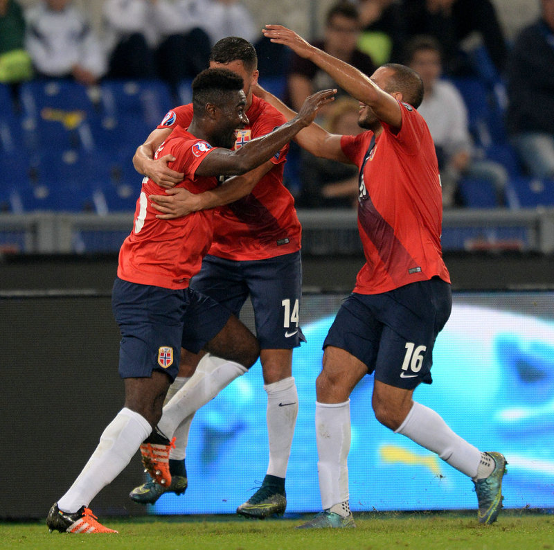 韩国逆转克罗地亚,法比尼奥带队取胜 韩国逆转克罗地亚,法比尼奥带队取胜