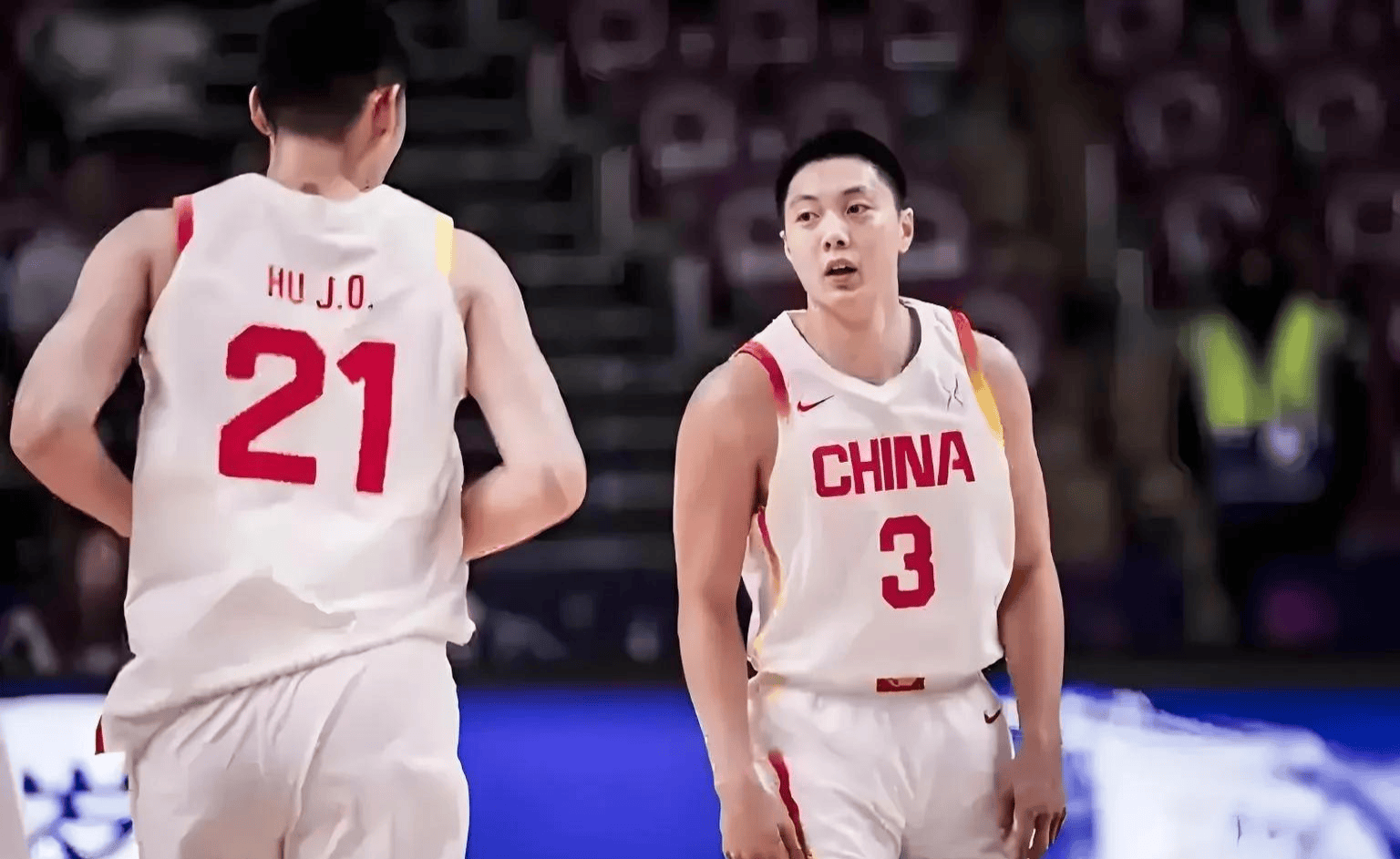 中国男篮爆冷加拿大男篮，波特统治全场