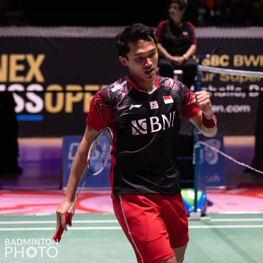 中国队险胜印尼队，辛杜刷新纪录