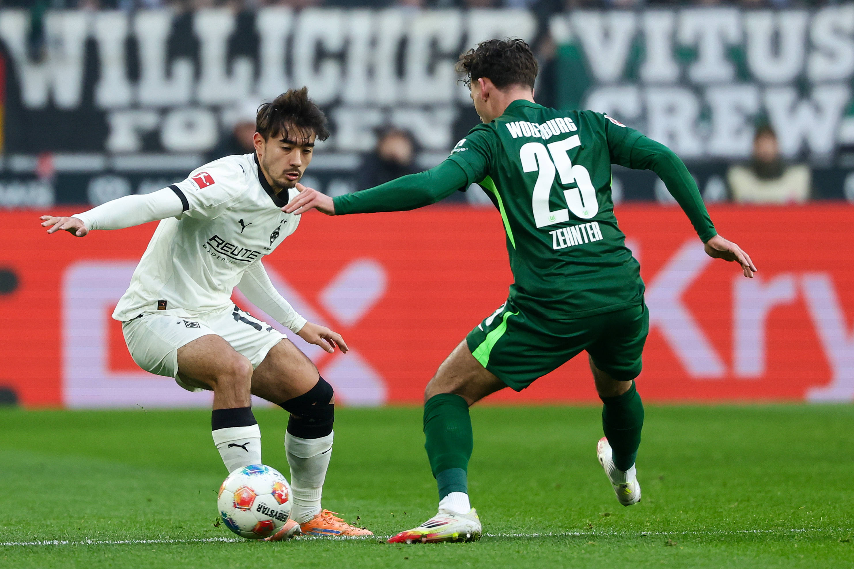 沃尔夫斯堡竞技发展足球学校迎来新生力量