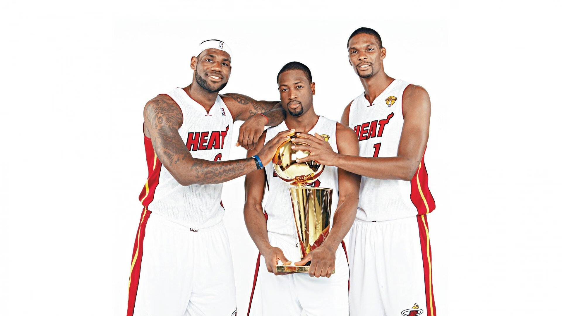 紫金铁壁锁绿衫,欧文末节封神定江山—解析湖人如何以防守哲学终结凯尔特人,以及欧文的关键蜕变