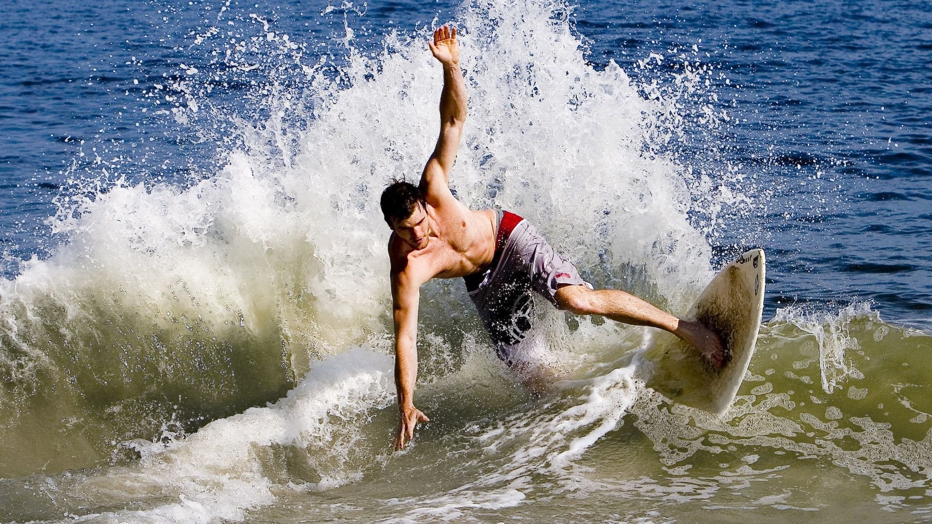 巴尔韦德在焦点战证明自己,巴萨稳稳拿下瑞士