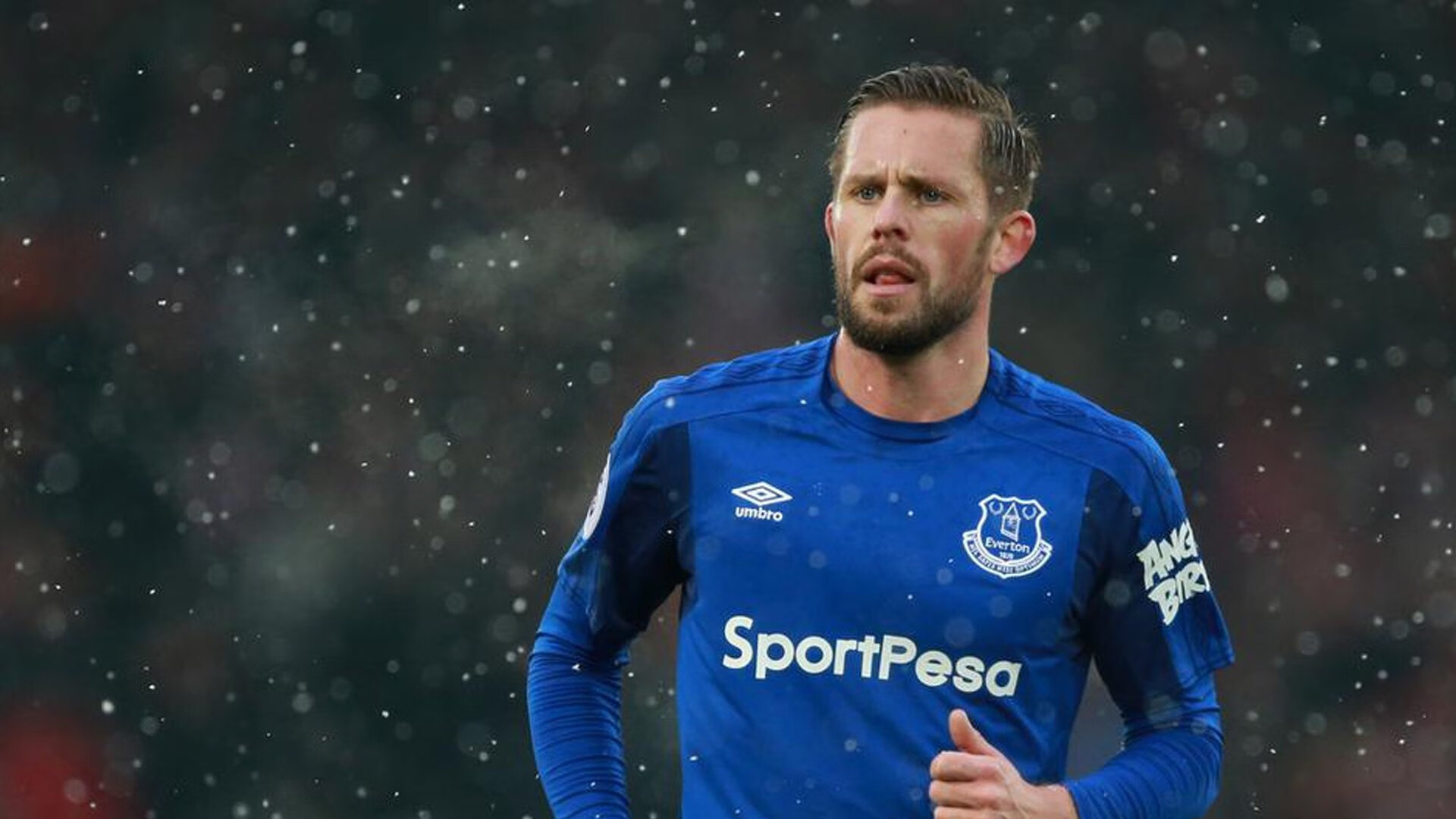 波斯铁骑鏖战红牛，劳塔罗一锤定音改写欧冠格局