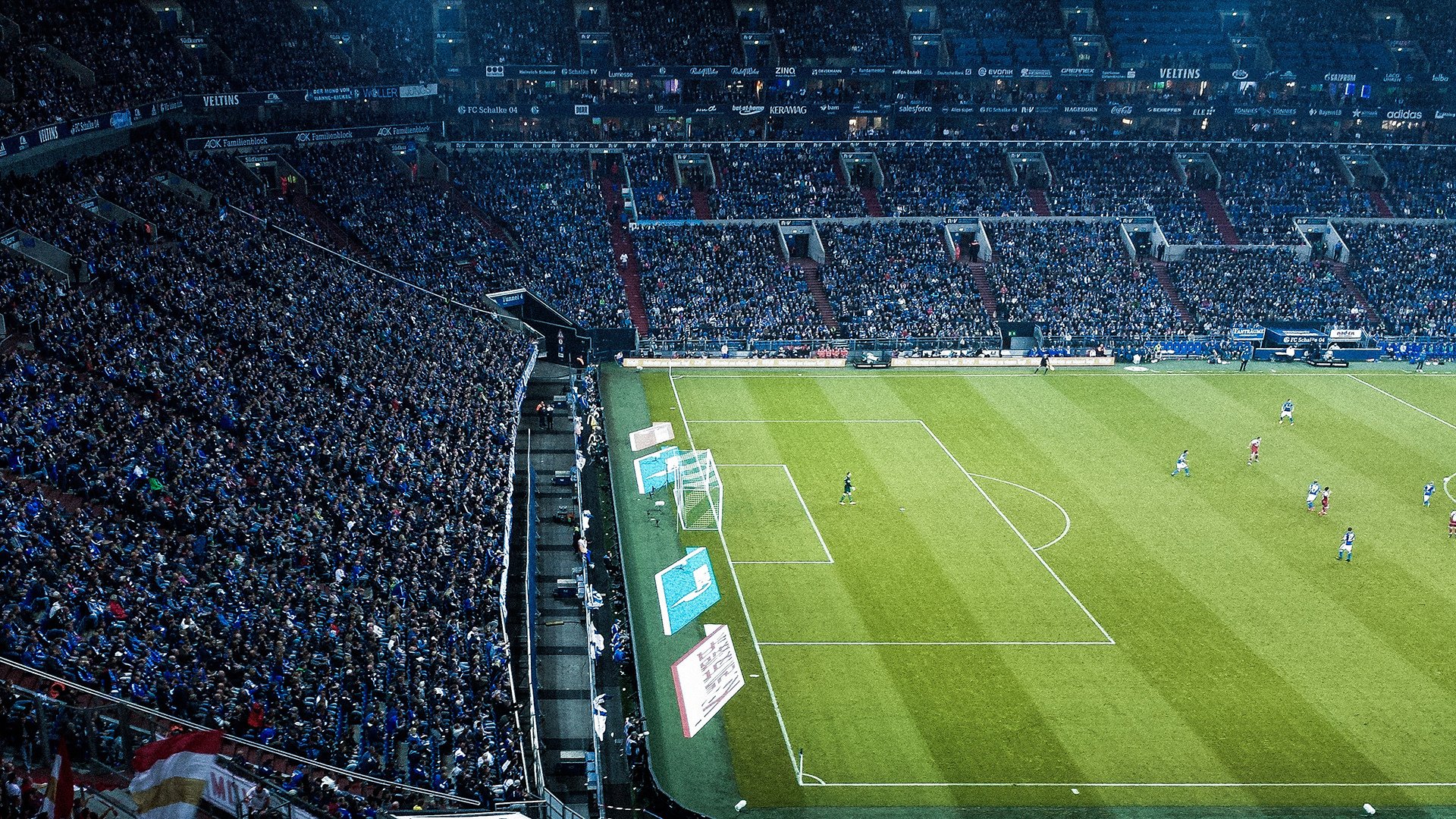 巴黎之夜，法国队险胜韩国队，陈雨菲点燃赛场